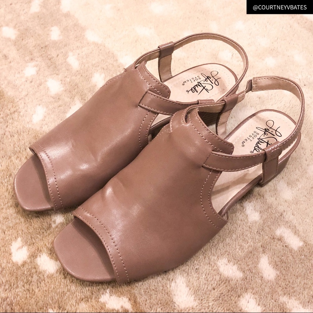 Life Stride Mona Sandals